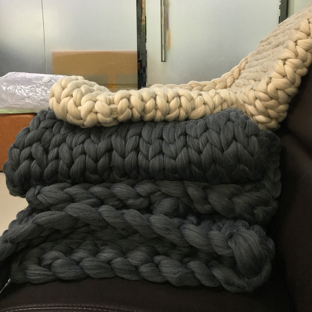 Winter HandKnit Chunky Blanket